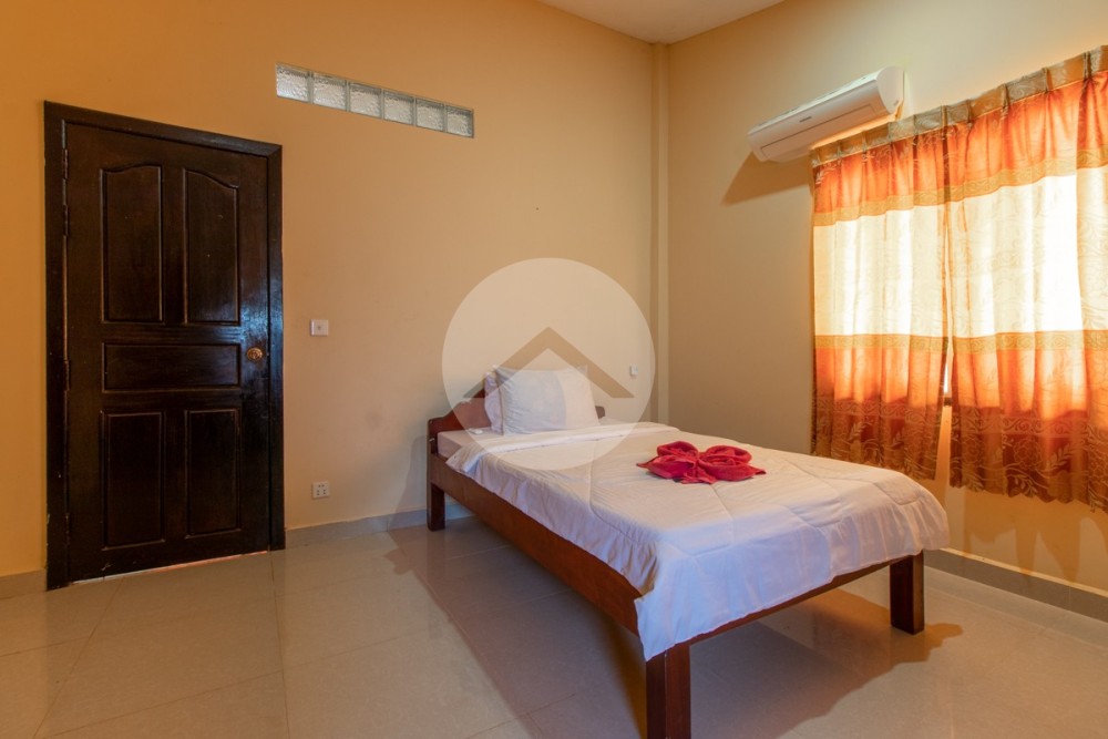 28 Bedroom Boutique Villa For Sale - Svay Dangkum, Siem Reap - Image 27
