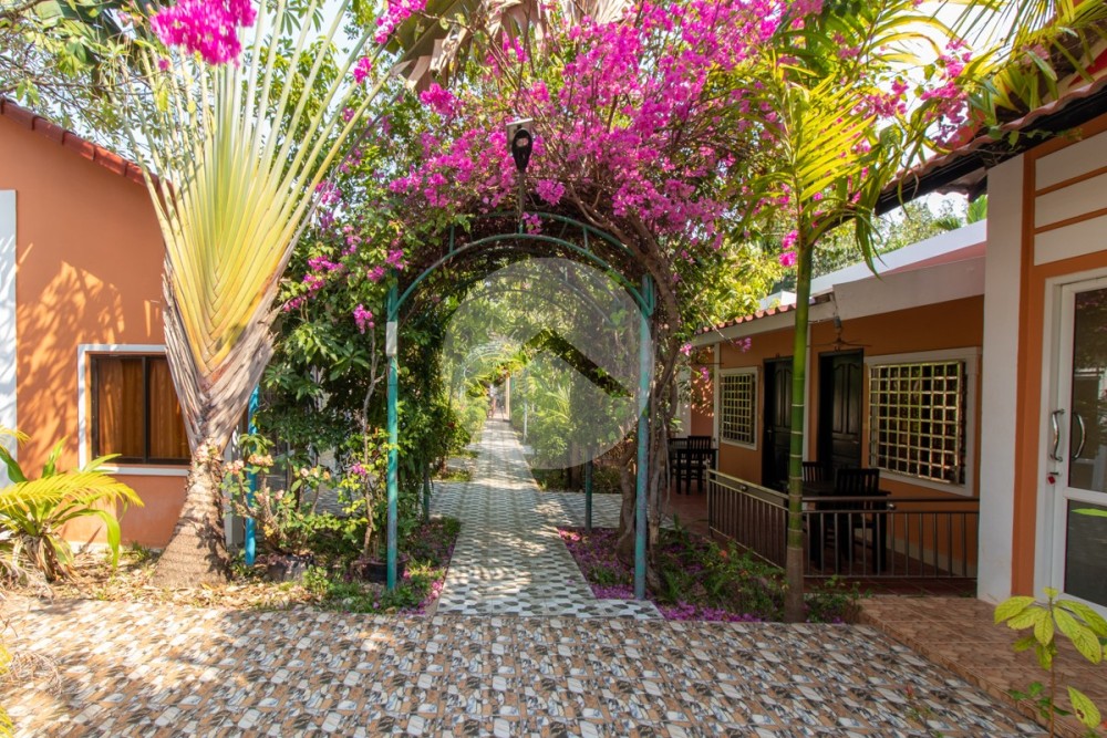 28 Bedroom Boutique Villa For Sale - Svay Dangkum, Siem Reap - Image 36
