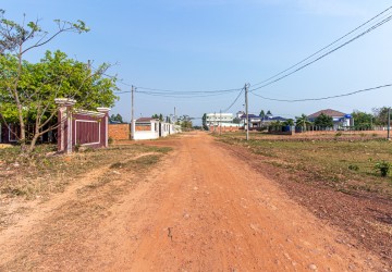 649 Sqm Residential Land For Sale - Svay Dangkum, Siem Reap thumbnail