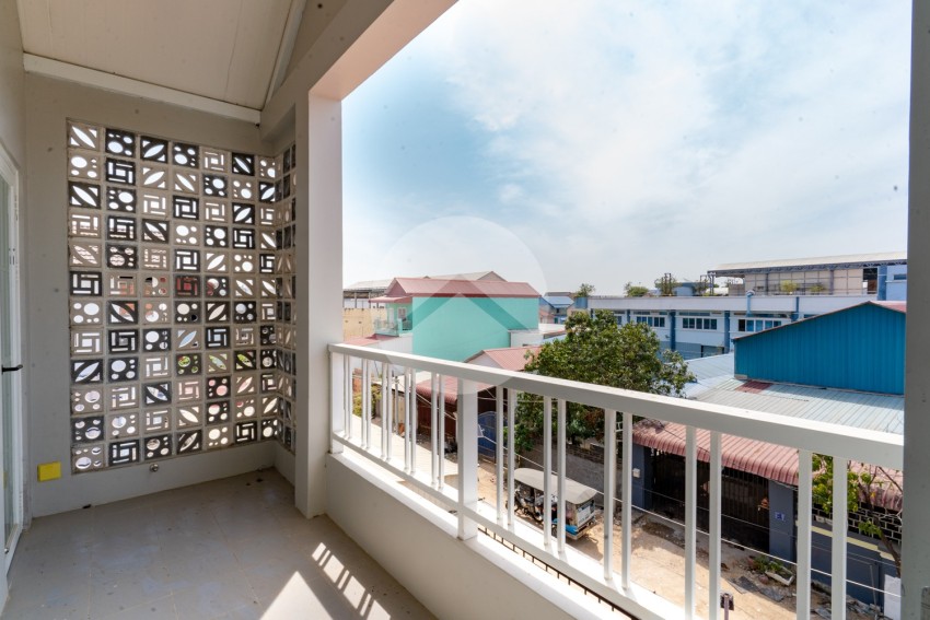 6 Bedroom Townhouse For Sale - Chaom Chau, Phnom Penh