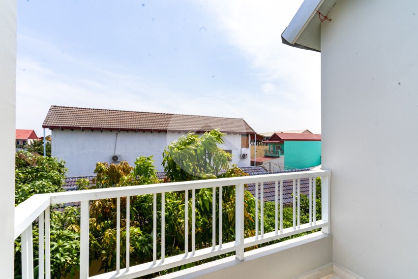 6 Bedroom Townhouse For Sale - Chaom Chau, Phnom Penh