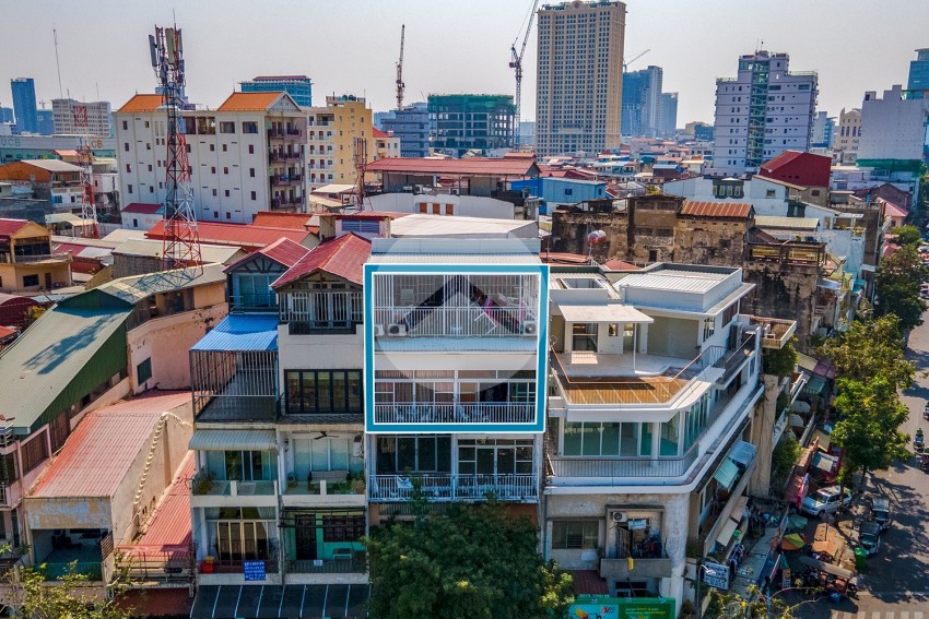 8 Bedroom Apartment For Sale - Wat Phnom, Phnom Penh