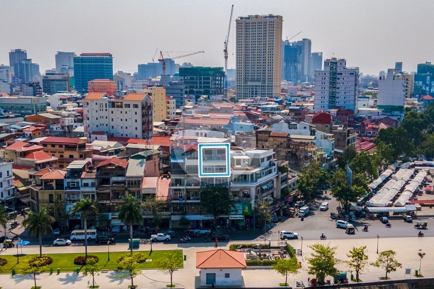 8 Bedroom Apartment For Sale - Wat Phnom, Phnom Penh
