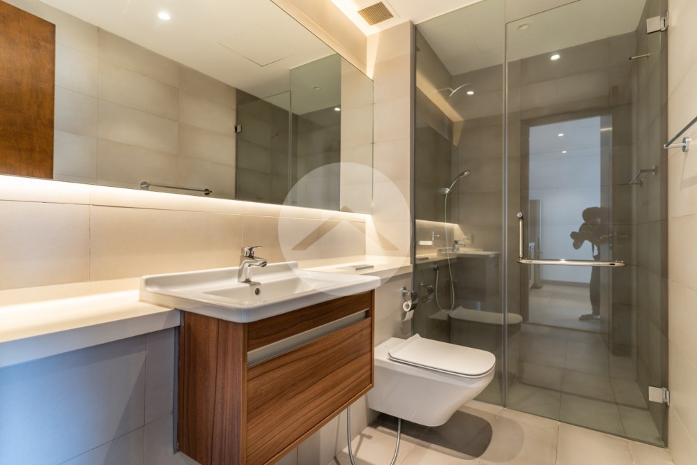 1 Bedroom Condo For Rent - Embassy Central, BKK1, Phnom Penh - Image 11