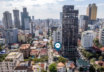 582 Sqm Corner Plot Land For Sale - BKK1, Phnom Penh thumbnail