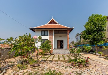 3 Bedroom House For Rent - Svay Dangkum, Siem Reap thumbnail