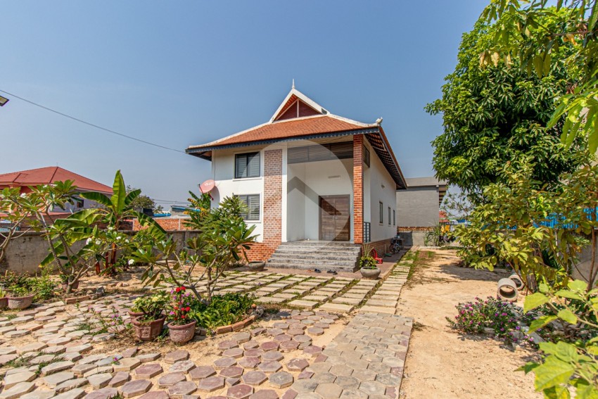 3 Bedroom House For Rent - Svay Dangkum, Siem Reap