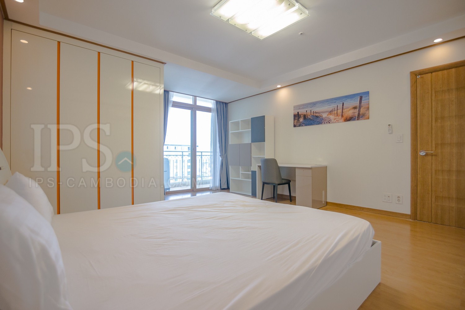 27th Floor 2 Bedroom Condo For Sale - De Castle Royal, BKK1, Phnom Penh - Image 7