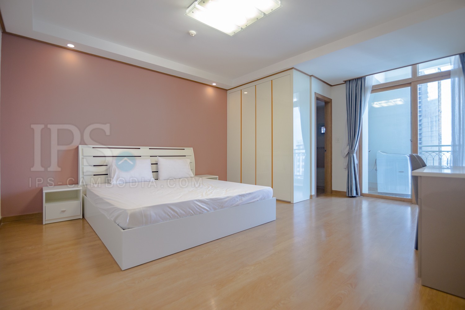 27th Floor 2 Bedroom Condo For Sale - De Castle Royal, BKK1, Phnom Penh - Image 6