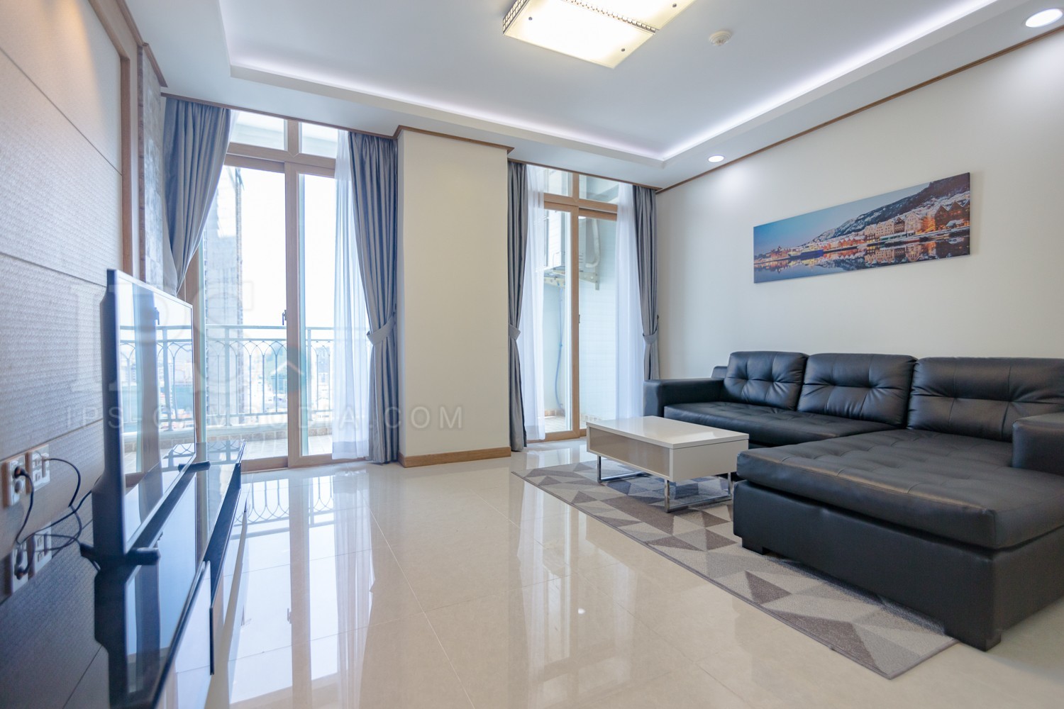 27th Floor 2 Bedroom Condo For Sale - De Castle Royal, BKK1, Phnom Penh - Image 2