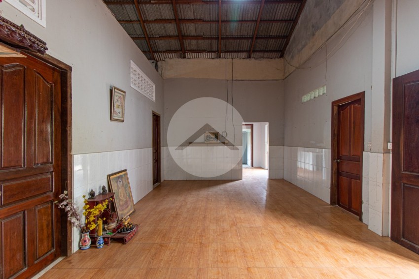 4 Bedroom House For Sale - Sangkat Siem Reap, Siem Reap