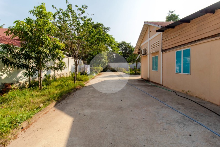 1433 Sqm Commercial Land For Sale - Wat Domnak, Sala Komreuk, Siem Reap