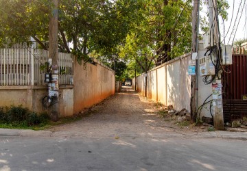 1433 Sqm Commercial Land For Sale - Wat Domnak, Sala Komreuk, Siem Reap thumbnail