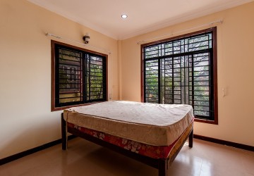 3 Bedroom Villa For Sale - Svay Dangkum, Siem Reap thumbnail