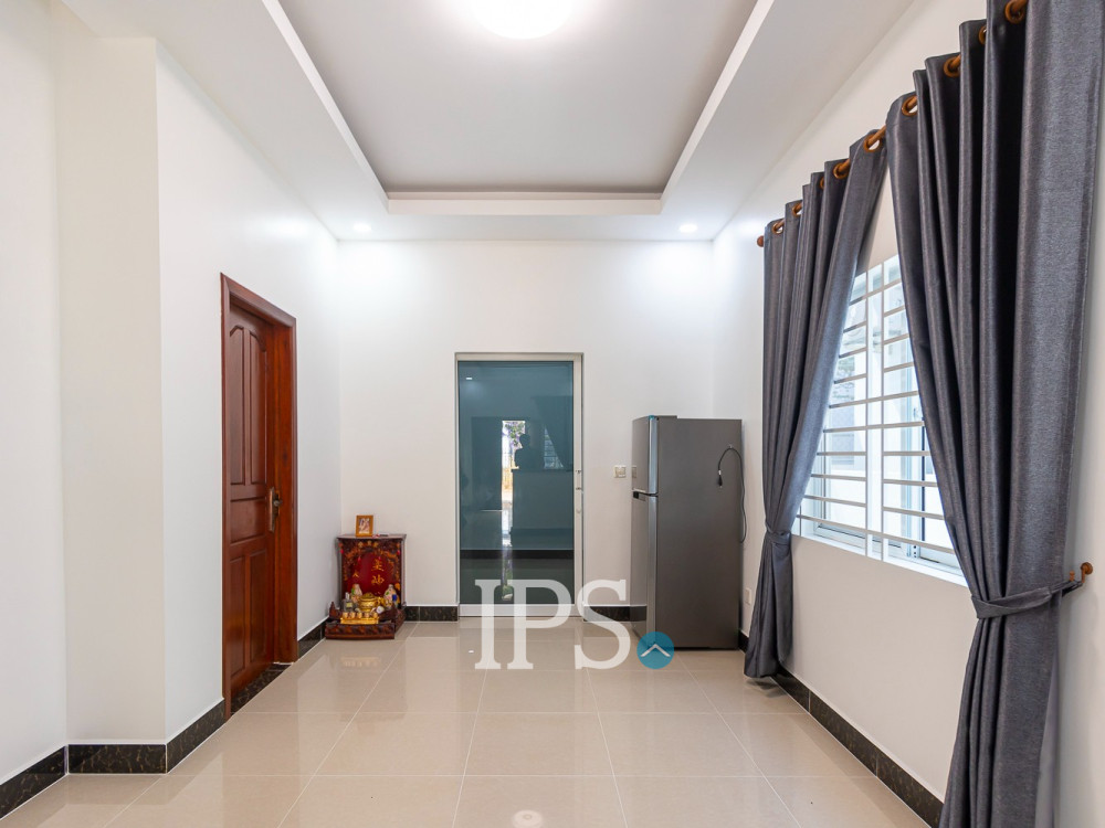 2 Bedroom House For Sale - Svay Dangkum, Siem Reap - Image 4