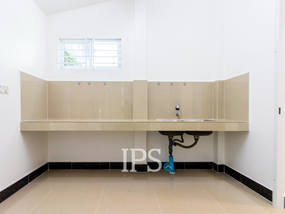 2 Bedroom House For Sale - Svay Dangkum, Siem Reap - Image 12