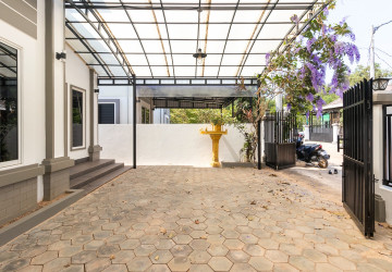 2 Bedroom House For Sale - Svay Dangkum, Siem Reap thumbnail