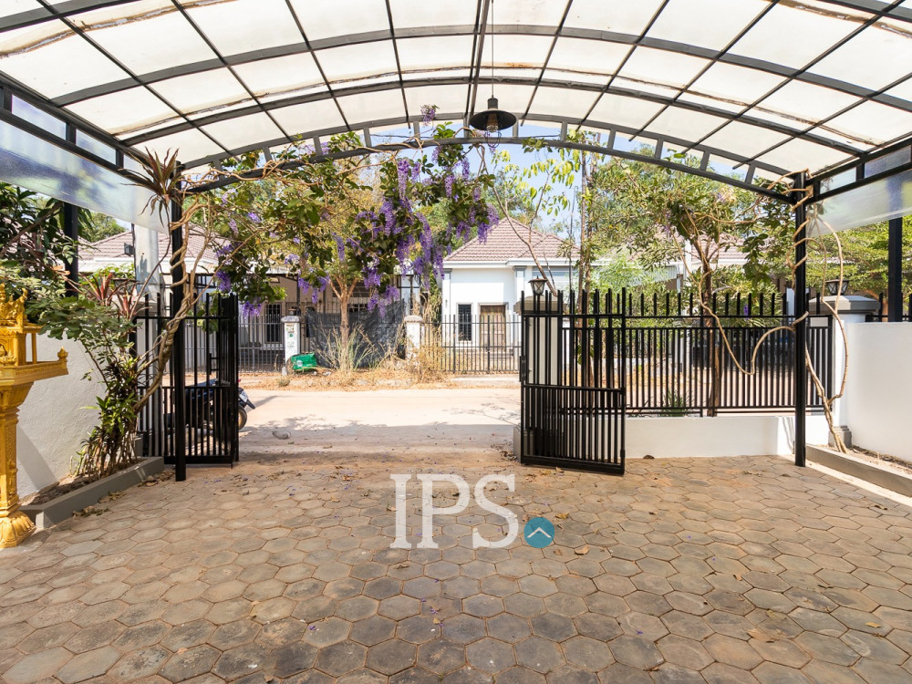 2 Bedroom House For Sale - Svay Dangkum, Siem Reap - Image 29