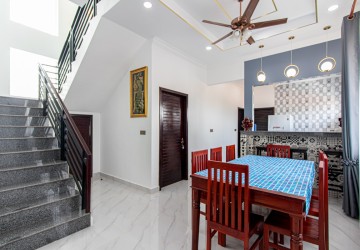 3 Bedroom House For Rent - Chreav, Siem Reap thumbnail