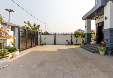 3 Bedroom House For Rent - Chreav, Siem Reap thumbnail