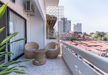 2 Bedroom Renovated Apartment For Rent - Phsar Chas, Phnom Penh thumbnail