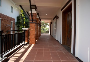 18 Bedroom Hotel For Sale  - Svay Dangkum, Siem Reap thumbnail