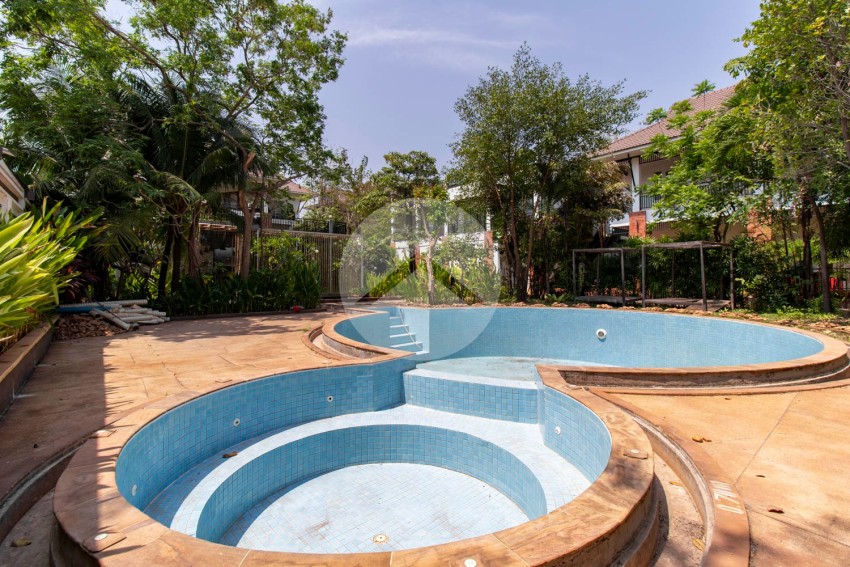 18 Bedroom Hotel For Sale  - Svay Dangkum, Siem Reap