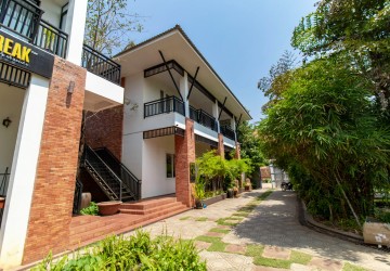 18 Bedroom Hotel For Sale  - Svay Dangkum, Siem Reap thumbnail