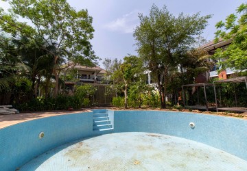 18 Bedroom Hotel For Sale  - Svay Dangkum, Siem Reap thumbnail