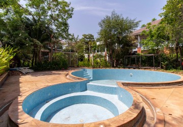 18 Bedroom Hotel For Sale  - Svay Dangkum, Siem Reap thumbnail