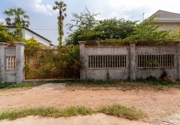 315 Sqm Residential Land For Sale - Svay Dangkum, Siem Reap thumbnail