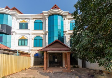 22 Bedroom Commercial House For Rent - Svay Dangkum, Siem Reap thumbnail