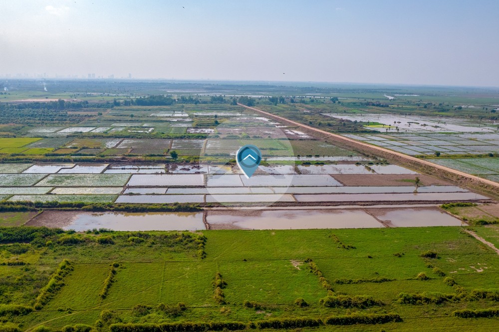 4,587 Sqm Land For Sale - Lvea Aem, Kandal Province - Image 5 4,587 Sqm Land For Sale - Lvea Aem, Kandal Province - Image 5