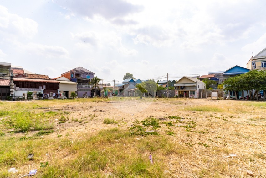 1, 804 Sqm Corner Land For Sale - Steung Meanchey 1, Phnom Penh