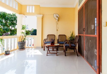 2 Bedroom Apartment For Rent - Slor Kram, Siem Reap thumbnail