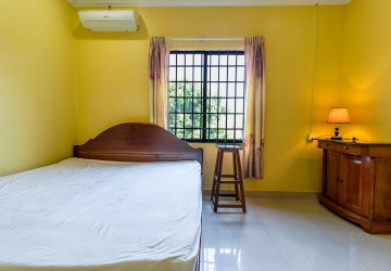 2 Bedroom Apartment For Rent - Slor Kram, Siem Reap thumbnail