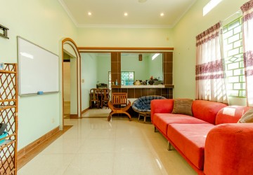 2 Bedroom Apartment For Rent - Slor Kram, Siem Reap thumbnail