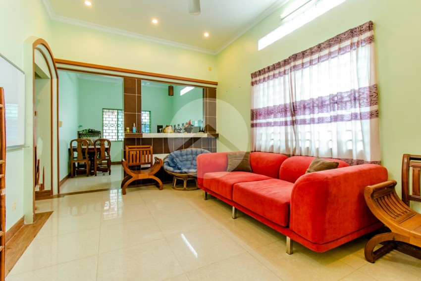 2 Bedroom Apartment For Rent - Slor Kram, Siem Reap