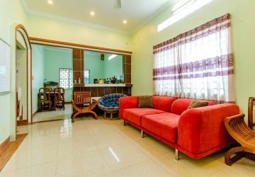 2 Bedroom Apartment For Rent - Slor Kram, Siem Reap thumbnail