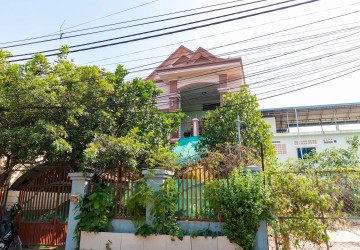 2 Bedroom Apartment For Rent - Slor Kram, Siem Reap thumbnail