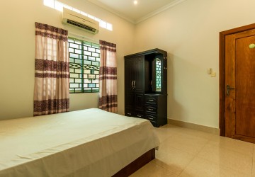 2 Bedroom Apartment For Rent - Slor Kram, Siem Reap thumbnail