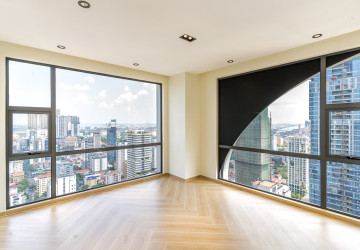 39th Floor 3 Bedroom Condo Type S1 Resale - Time Square 306, BKK1, Phnom Penh thumbnail