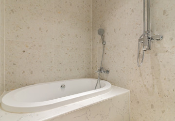 39th Floor 3 Bedroom Condo Type S1 Resale - Time Square 306, BKK1, Phnom Penh thumbnail