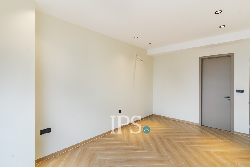 39th Floor 3 Bedroom Condo Type S1 Resale - Time Square 306, BKK1, Phnom Penh