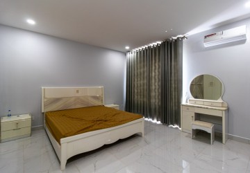 4 Bedroom House For Sale - Svay Dangkum, Siem Reap thumbnail