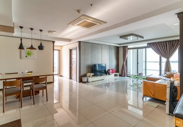 3 Bedroom Condo For Rent - De Castle Royal, BKK 1, Phnom Penh thumbnail