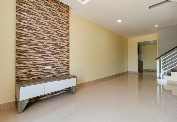 2 Bedroom House For Sale - Svay Dangkum, Siem Reap thumbnail