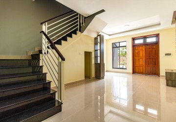 2 Bedroom House For Sale - Svay Dangkum, Siem Reap thumbnail