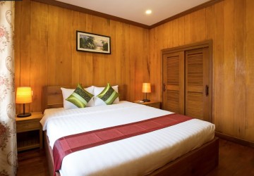 8 Bedroom Guesthouse For Rent - Chreav, Siem Reap thumbnail