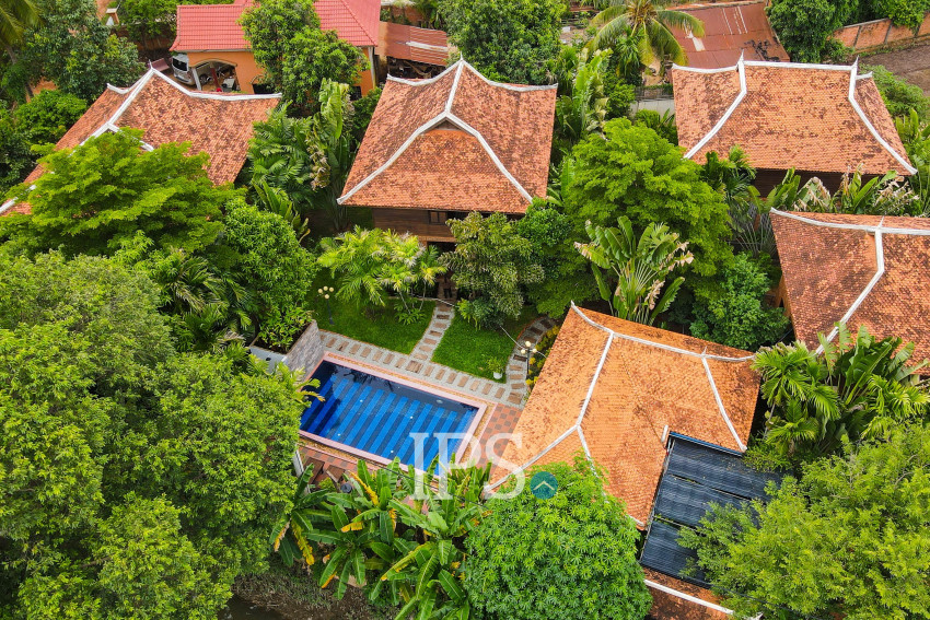 8 Bedroom Wooden House For Rent - Chreav, Siem Reap